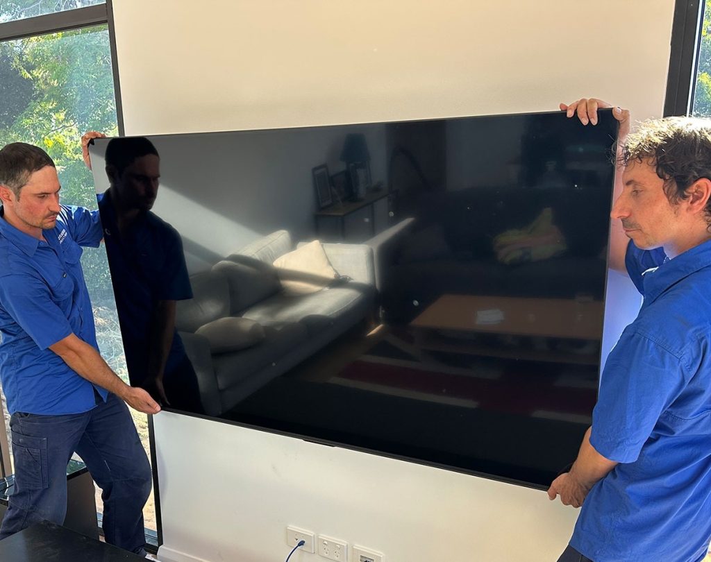 TV wall mounting